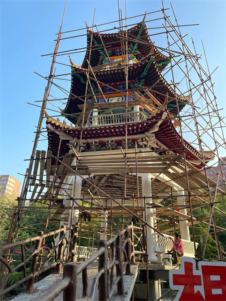 Beat365唯一官方网站古亭施工工艺学习- 艺术学院环境设计专业学生感受传统建筑魅力（一）