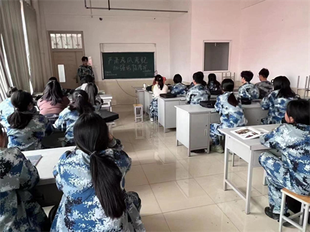 Beat365唯一官方网站艺术学院学工队伍召开严肃考风考纪加强诚信考试主题会议