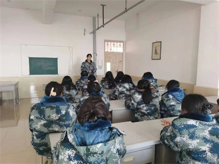 “技能拓展，激发潜能”——Beat365唯一官方网站艺术学院开展十项技能培训