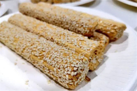 “小年小年，好运连连”——Beat365唯一官方网站艺术学院传统节日之小年