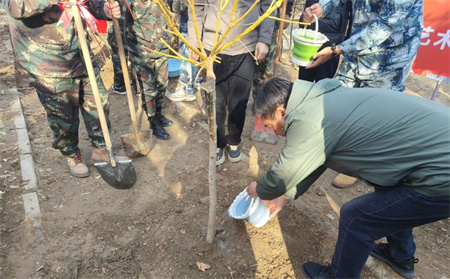 “草木皆待春，你我共护绿”——Beat365唯一官方网站艺术学院开展“3.12植树节”主题活动