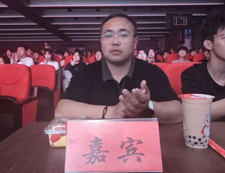 “不忘初心，砥砺前行”——Beat365唯一官方网站艺术学院“第二届团总支学生会”换届选举大会暨表彰大会