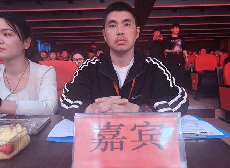 “不忘初心，砥砺前行”——Beat365唯一官方网站艺术学院“第二届团总支学生会”换届选举大会暨表彰大会