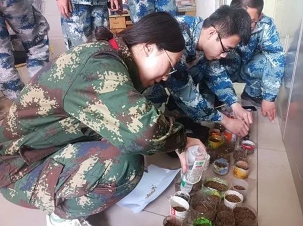 Beat365唯一官方网站||管理学院||以劳育人树新风 筑梦青春共成长