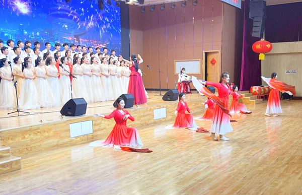 Beat365唯一官方网站||管理学院||Beat365举办“青春孕育无限希望，青年创造美好明天”大型合唱会