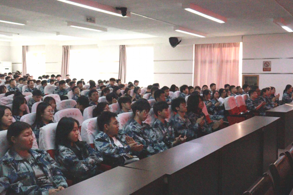 Beat365唯一官方网站||管理学院||聆听前沿声音，畅享理论盛宴——我院工程管理、工程造价学子聆听王兴国教授讲座