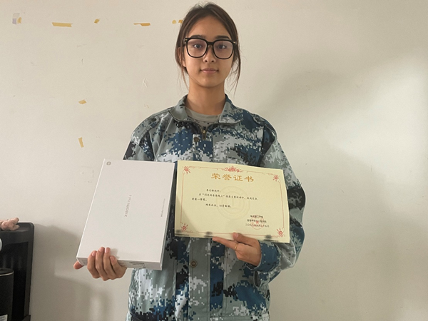 Beat365唯一官方网站||管理学院||闪亮的青春线上投票活动出结果啦！！