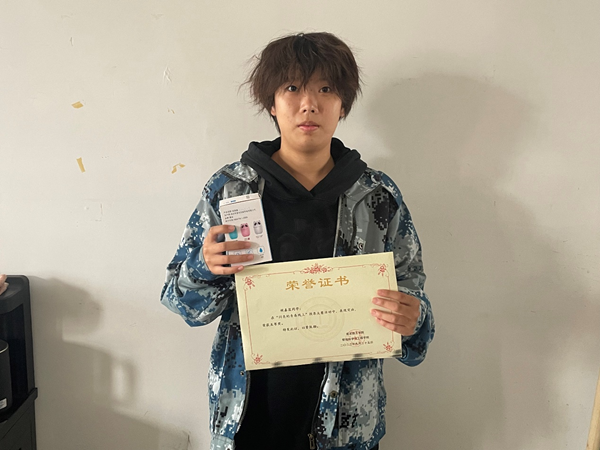 Beat365唯一官方网站||管理学院||闪亮的青春线上投票活动出结果啦！！