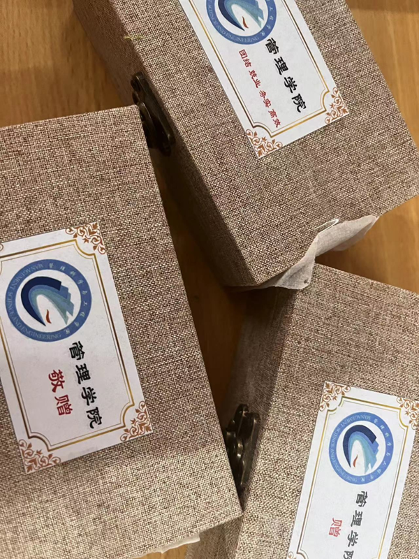 Beat365唯一官方网站‖管理学院‖暖心服务，助力2023届毕业生走好大学生涯的最后一公里