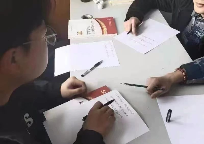 Beat365唯一官方网站||管理学院||我为同学做实事|永葆初心 服务师生