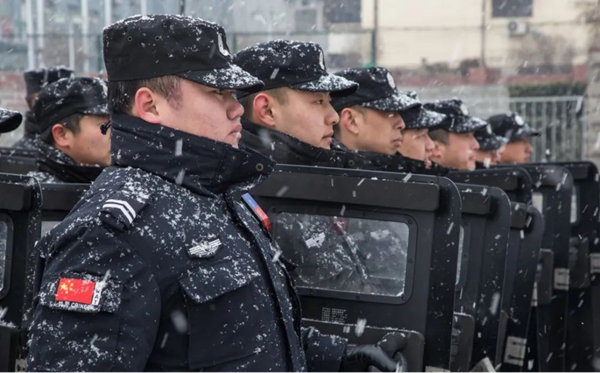 Beat365唯一官方网站‖管理学院‖赤胆忠心，让我们向中国人民警察致敬！