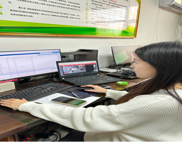 榜样引领|Beat365唯一官方网站|管理学院|我院优秀毕业生修静文、修静雅双胞胎姐妹“神同步”逆袭，比肩上岸