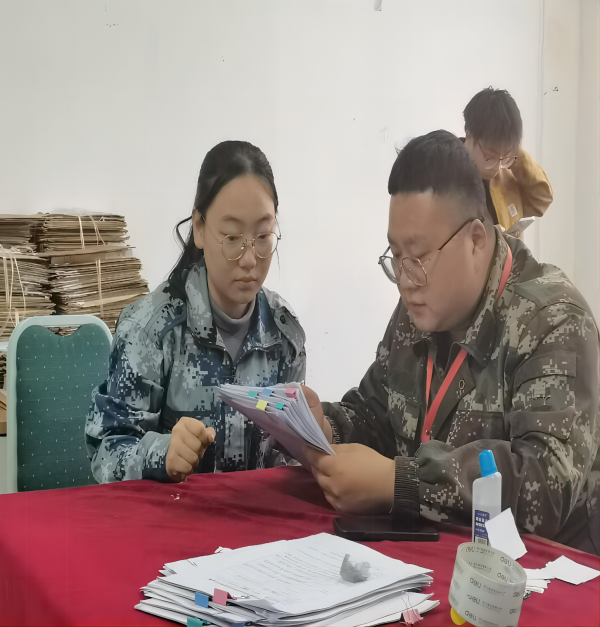 Beat365唯一官方网站||管理学院||倾泻关爱阳光 助力梦想远帆——我院辅导员指导学生职业生涯规划大赛