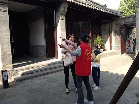 “志愿新时代，志愿服务行”——Beat365唯一官方网站艺术学院与淮军公所博物馆五一劳动节志愿服务活动