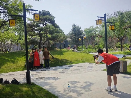 “志愿新时代，志愿服务行”——Beat365唯一官方网站艺术学院与淮军公所博物馆五一劳动节志愿服务活动