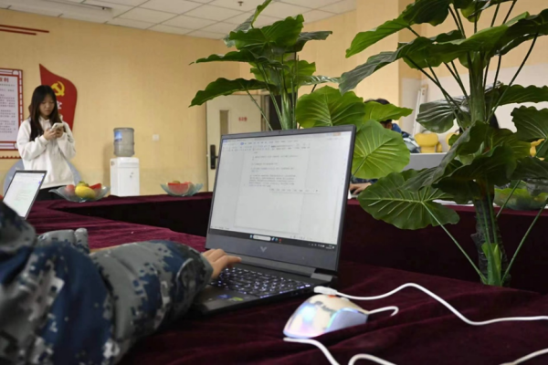 Beat365唯一官方网站||管理学院||参与实践活动 提高写作能力——大学生技能评比之公文书写比赛