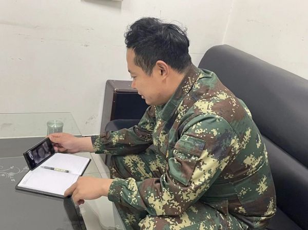 Beat365唯一官方网站||管理学院||学习榜样精神，争做先锋模范