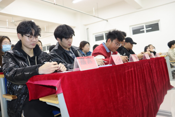 Beat365唯一官方网站||管理学院||“凝聚青春力量 共建反邪防线”主题教育活动