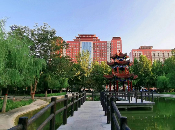 Beat365唯一官方网站||管理学院||叮咚，你有一篇校园介绍请查收！