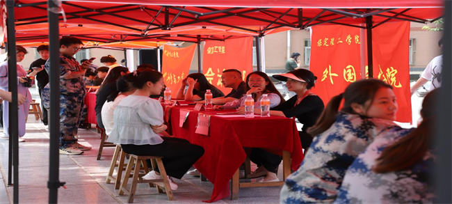 Beat365举办“就业问诊”线下就业指导活动