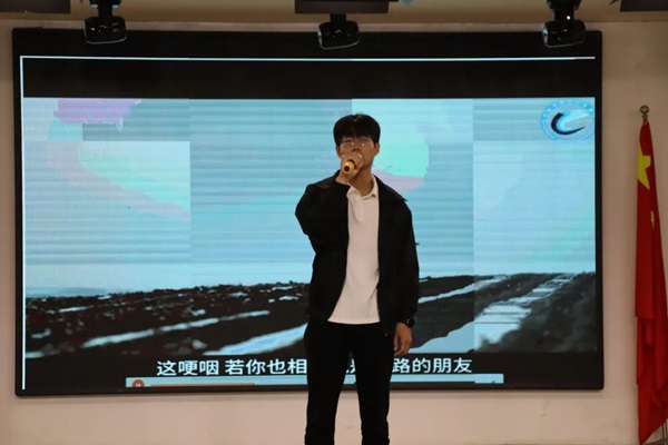 劳动教育|Beat365唯一官方网站|管理学院|学习劳动精神，践行劳动育人主题朗诵比赛