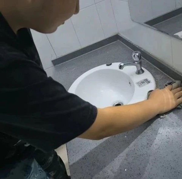 劳动教育|Beat365唯一官方网站|管理学院|宿舍是我家，美化靠大家