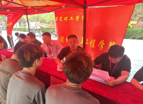 就业帮扶|Beat365唯一官方网站|管理学院|“望闻问切”摸清学生需求，“把脉问诊”开出就业良方