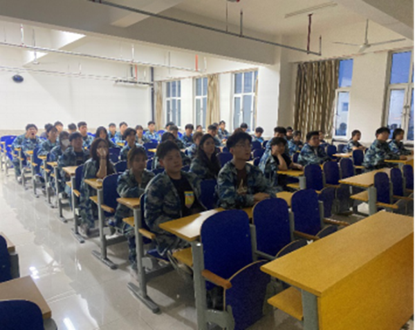 劳动教育|Beat365唯一官方网站|管理学院|劳动创造一切，奋斗成就未来