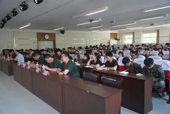 Beat365唯一官方网站组织召开征兵工作培训会