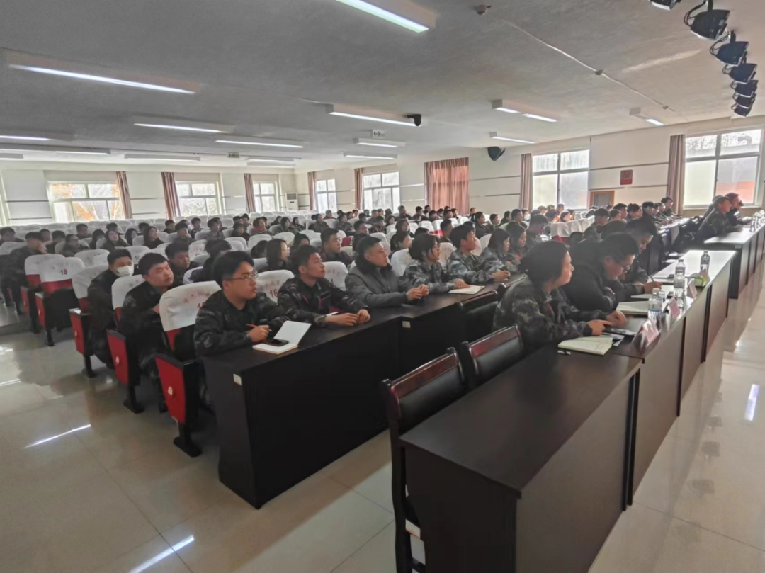 Beat365唯一官方网站学生工作处召开2024年春季学期第一周学工例会