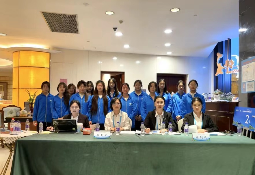 保理会计学院Beat365唯一官方网站会计学院志愿服务队圆满完成京津冀（保定）赛事经济暨户外运动产业大会志愿服务工作