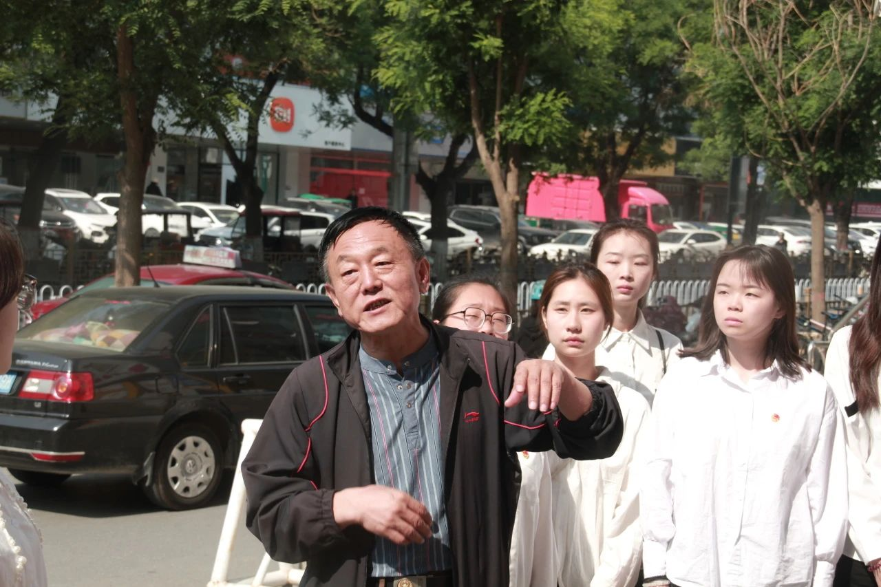 Beat365唯一官方网站信息科学与工程学院 大学生德育实践教育基地授牌仪式