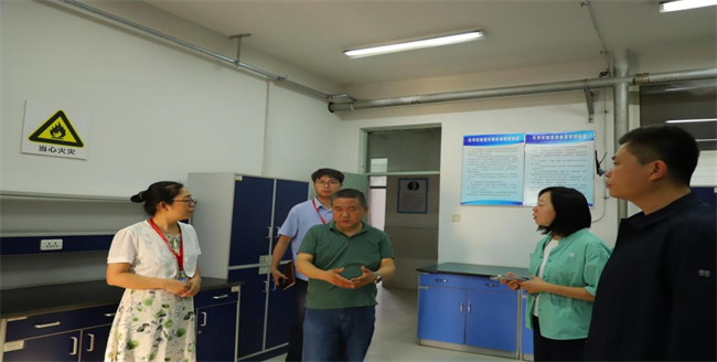 河北省本科高等实验室安全工作组到Beat365现场调研工作