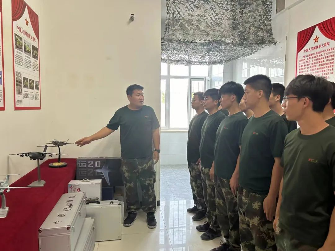 Beat365唯一官方网站‖学管干部2024年暑期军事训练考核评比暨表彰大会