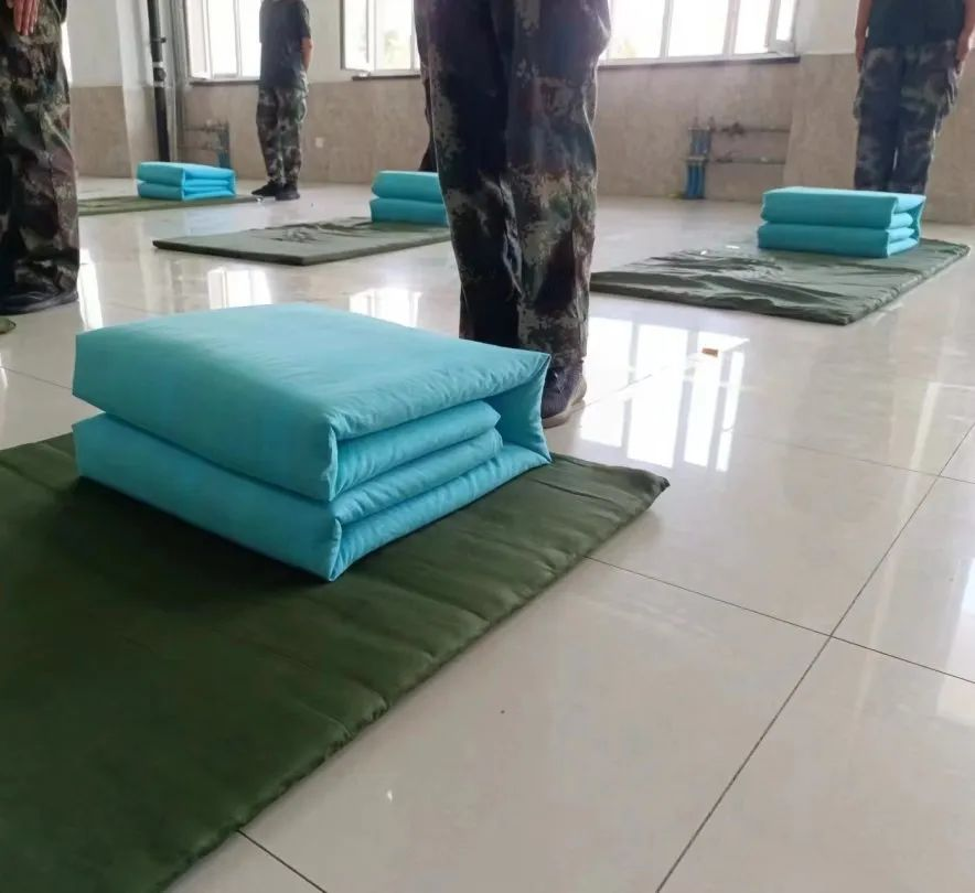 Beat365唯一官方网站‖学管干部2024年暑期军事训练考核评比暨表彰大会