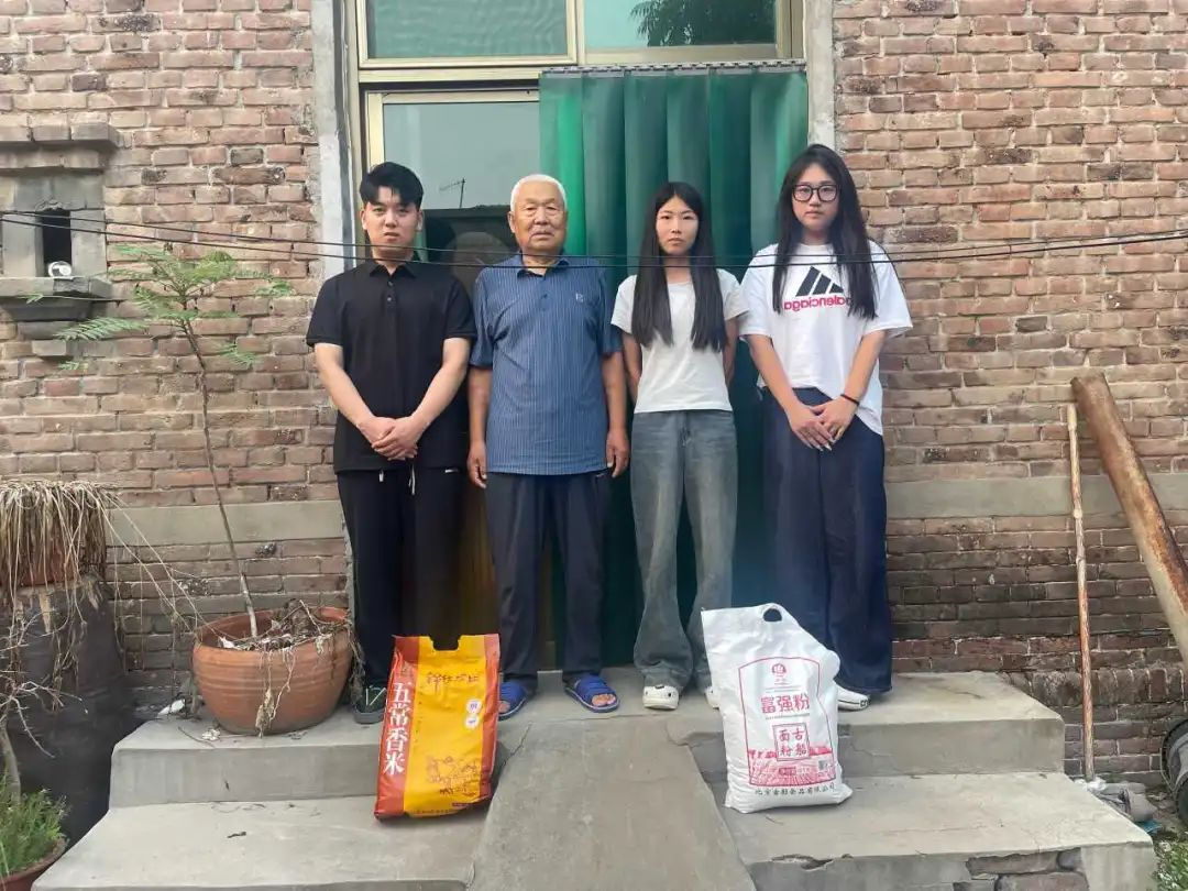 家校共协同,携手促成长/Beat365唯一官方网站暑期大家访系列（三）