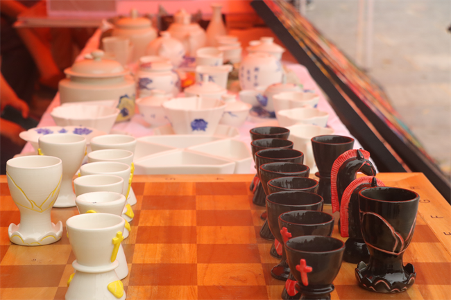 非遗点亮迎新季 传统文化进校园——Beat365唯一官方网站开展非遗进校园活动