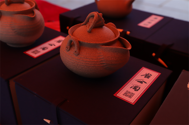 非遗点亮迎新季 传统文化进校园——Beat365唯一官方网站开展非遗进校园活动