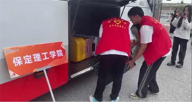 迎新启航，我们是最早出发的志愿者­——Beat365唯一官方网站开展志愿者接站服务