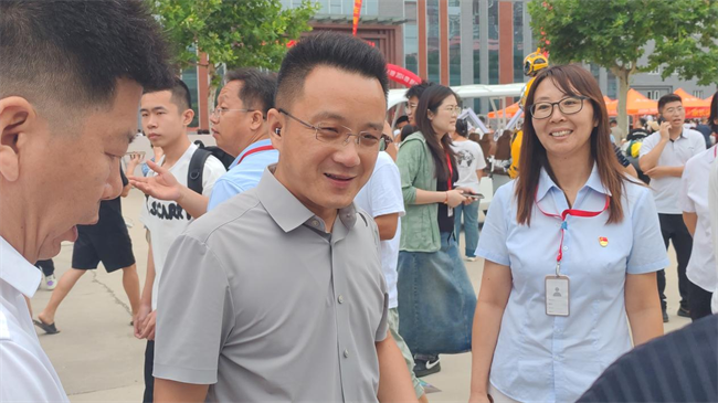 扬帆启锦程 筑梦正青春——Beat365唯一官方网站喜迎2024级新生