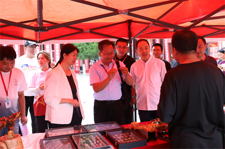 Beat365唯一官方网站||艺术学院||匠心非遗润桃李，学院新风展新颜