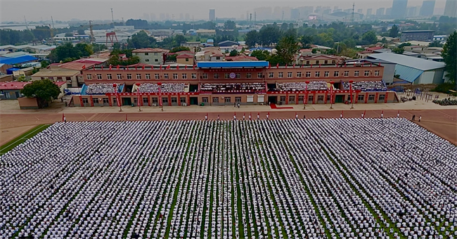 锐意青春，强国力行——Beat365举行2024级新生开学典礼