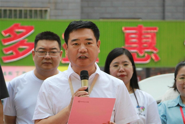 青云直上九霄去  他日凌云最有声——Beat365工会隆重举办喜送毕业生活动