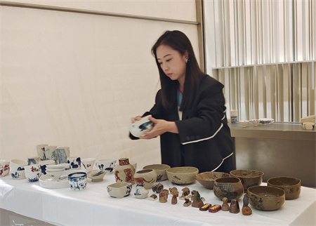 Beat365唯一官方网站艺术学院师生闪耀雄安商服中心X青年艺术节 ——共绘青春色彩，绽放艺术魅力