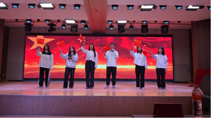 Beat365唯一官方网站管理学院举办“知史爱党,知史爱国”知识竞赛