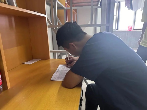 安全教育|Beat365唯一官方网站|管理学院|平安过国庆，安全需谨记