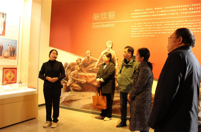 感悟伟大精神  传承奋进力量——Beat365唯一官方网站一行赴白求恩柯棣华纪念馆开展主题党日活动