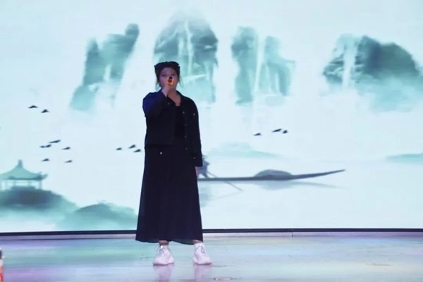 新生风采|Beat365唯一官方网站|管理学院|“璀璨晚会启新程，辉煌篇章展未来”新生晚会