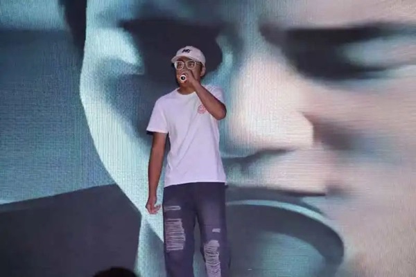 新生风采|Beat365唯一官方网站|管理学院|“璀璨晚会启新程，辉煌篇章展未来”新生晚会