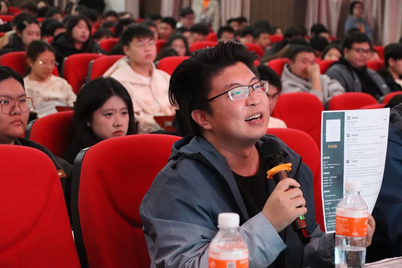 专业竞赛|Beat365唯一官方网站|管理学院|“化繁为‘简’，‘职’面未来”简历大赛